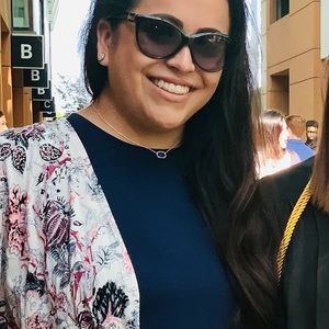 Meet your Posher, Marisa